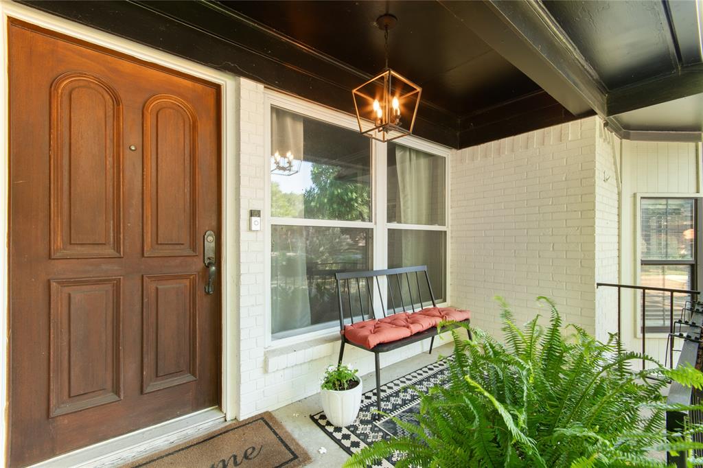 11621 Tuscany Way Property Photo 32