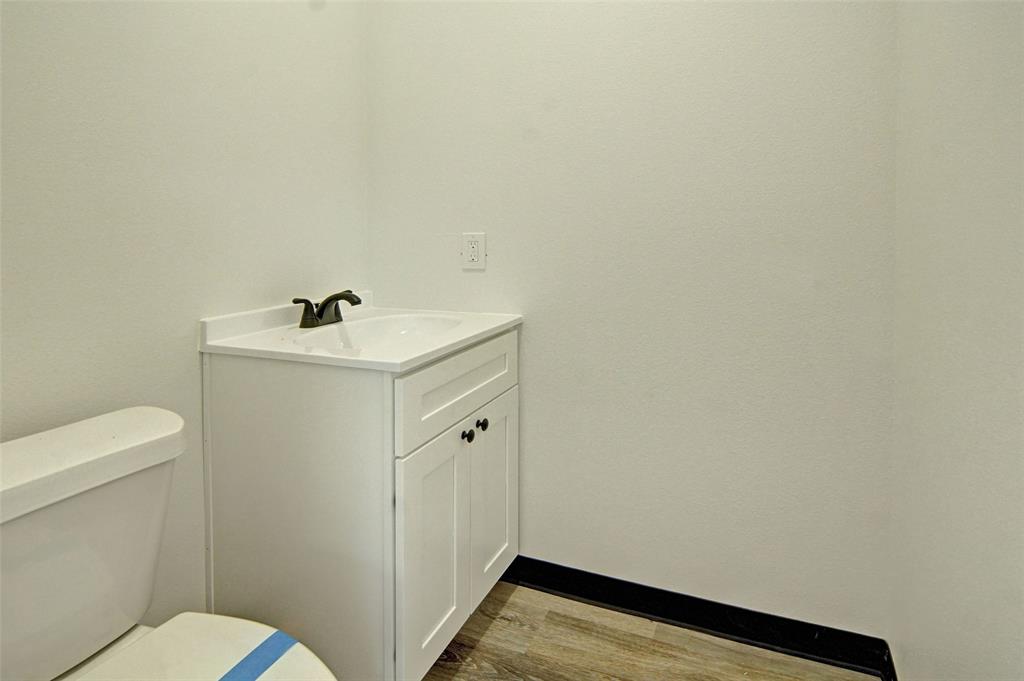 589 Cr 3597 Property Photo 16