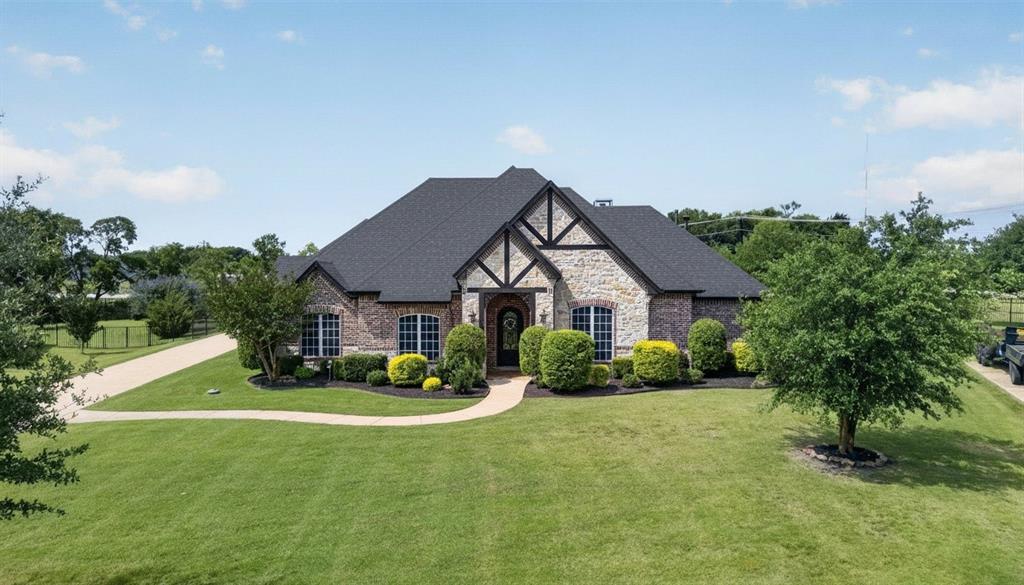 4408 Lake Breeze Drive Property Photo 2