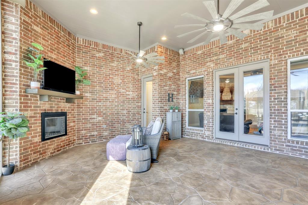 4408 Lake Breeze Drive Property Photo 13