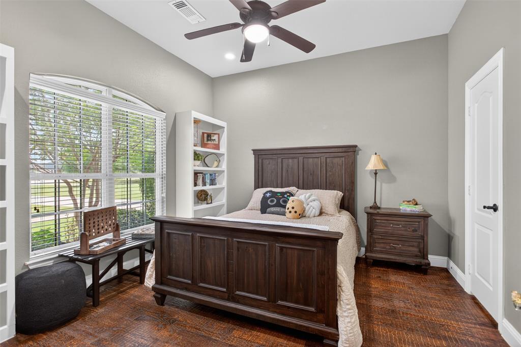 4408 Lake Breeze Drive Property Photo 19