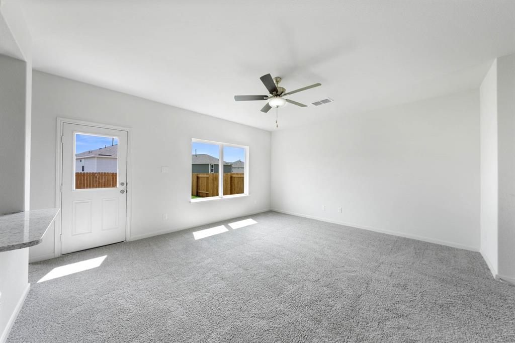 8413 Silverbow Drive Property Photo 9