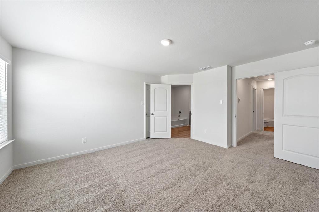 8413 Silverbow Drive Property Photo 10