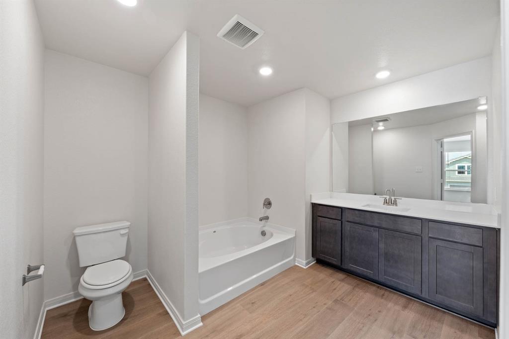 8413 Silverbow Drive Property Photo 12