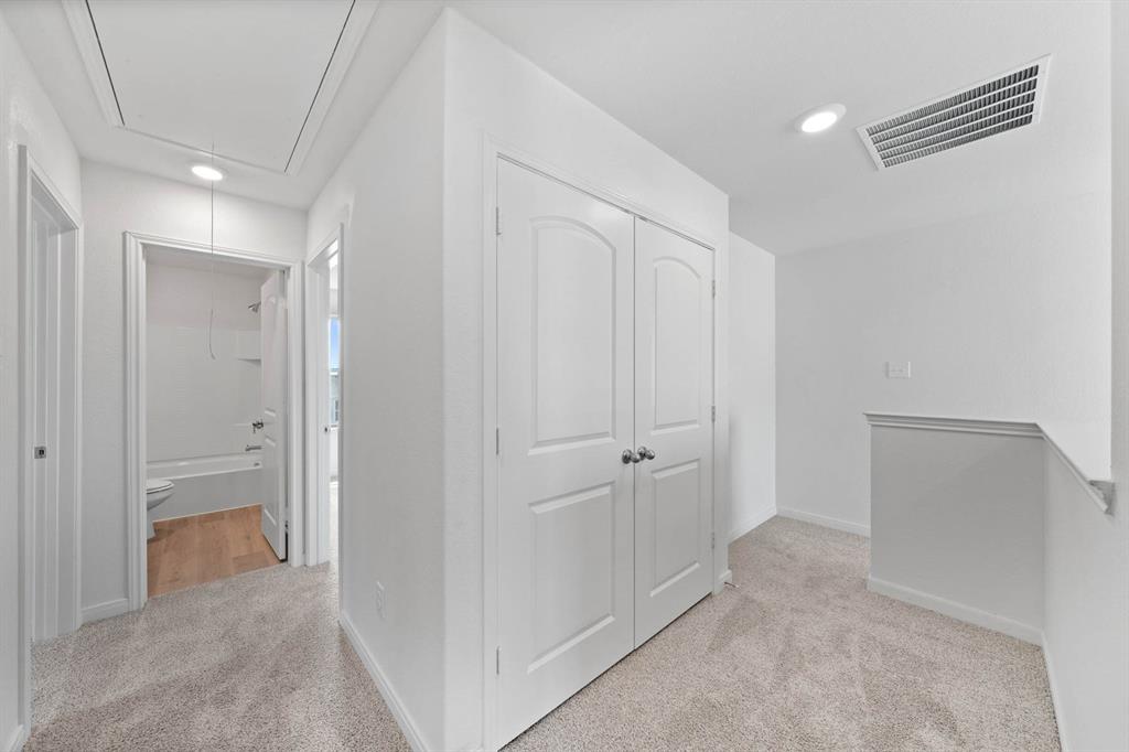8413 Silverbow Drive Property Photo 14