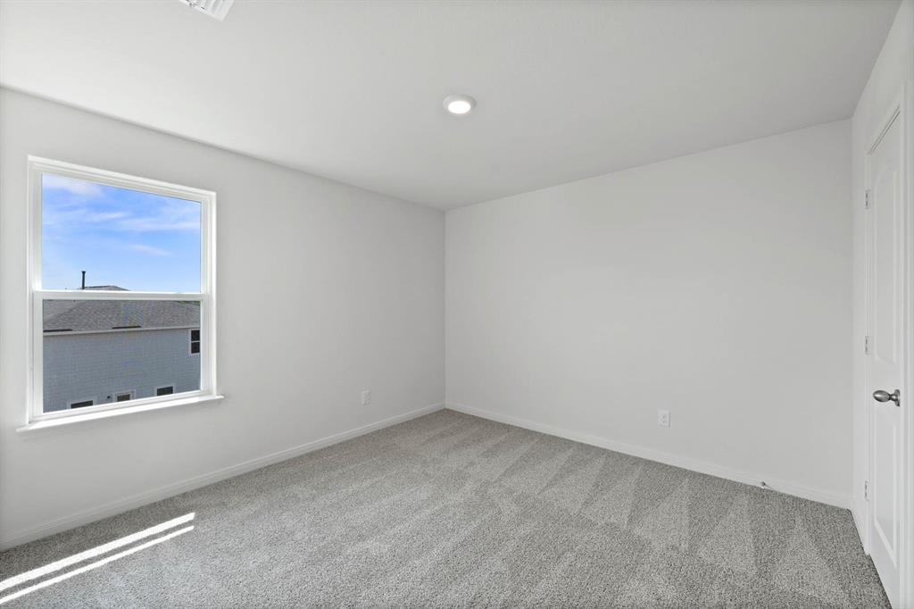 8413 Silverbow Drive Property Photo 16