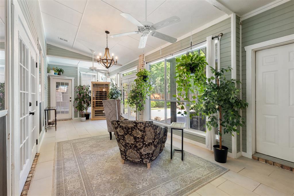 609 Seville Road Property Photo 16