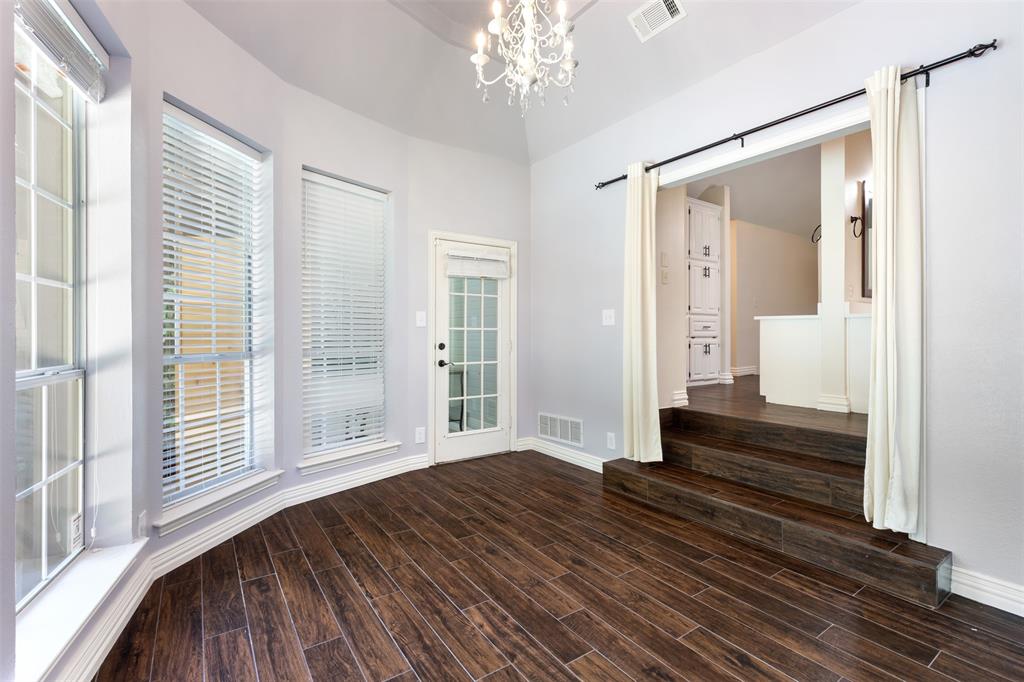609 Seville Road Property Photo 23