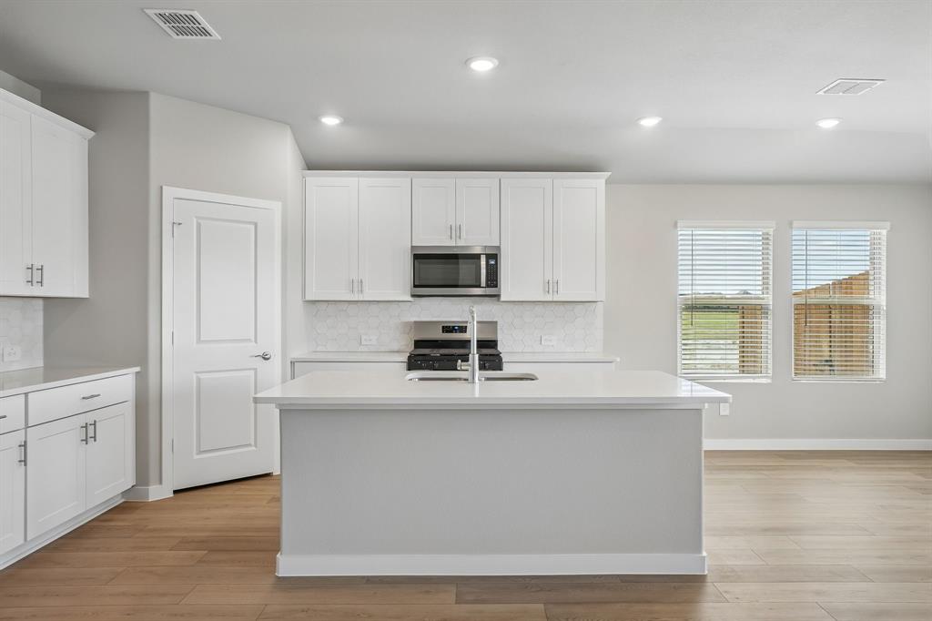 1601 Yosemite Drive Property Photo 13