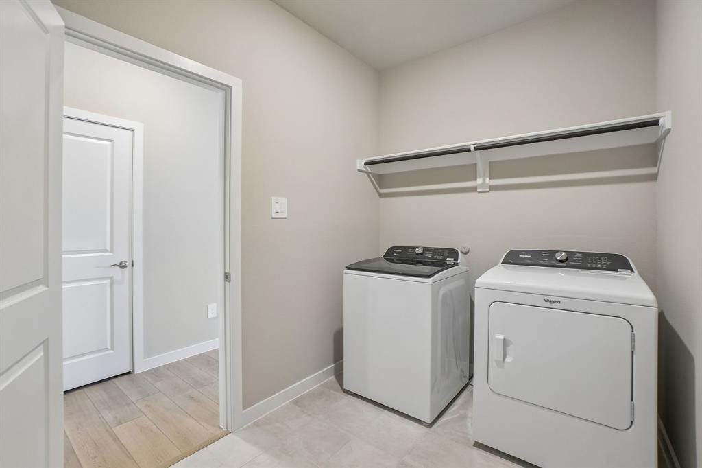 1601 Yosemite Drive Property Photo 23