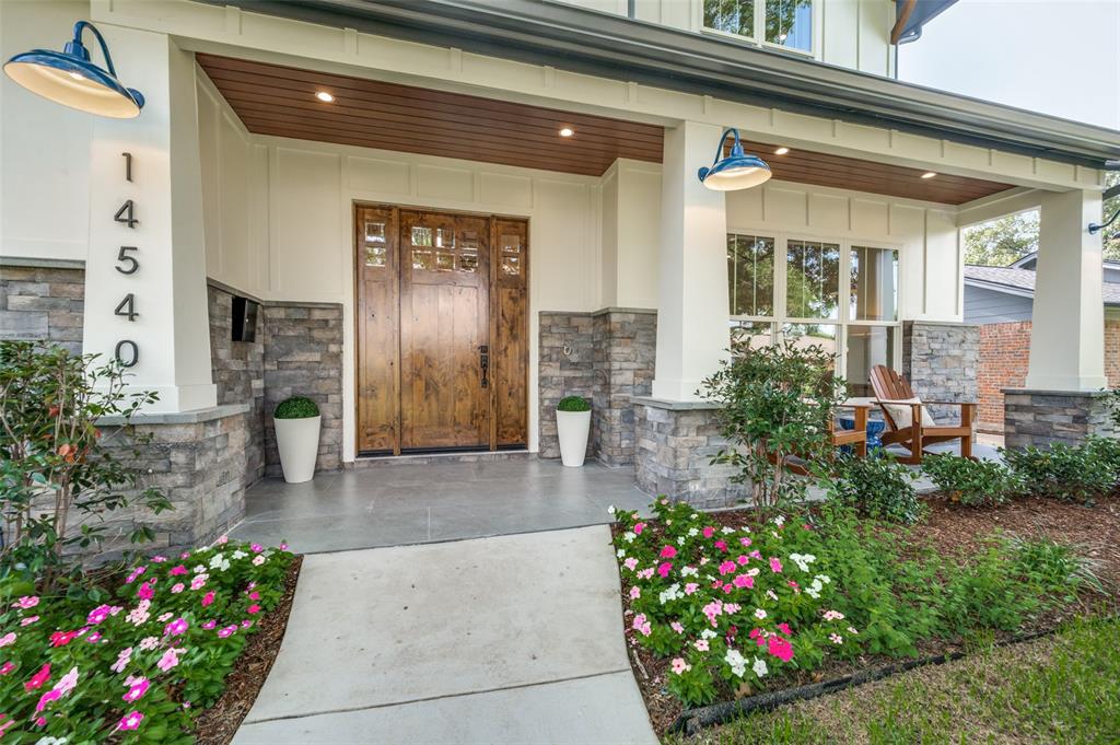 14540 Tamerisk Lane Property Photo 1