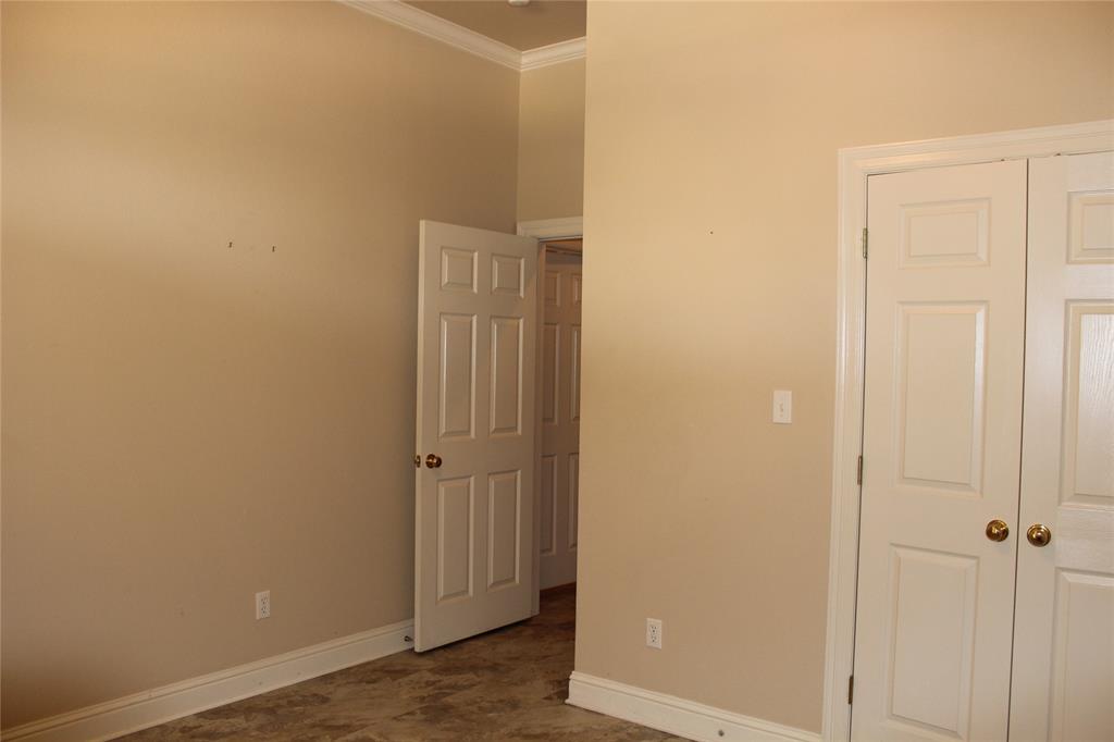 532 Hunters Run Property Photo 19