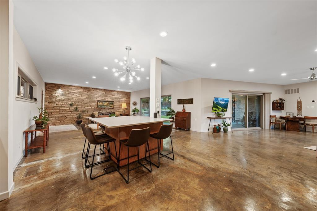 511 Sunset Street Property Photo 12