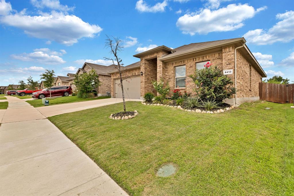 8413 Wildwest Drive Property Photo 3