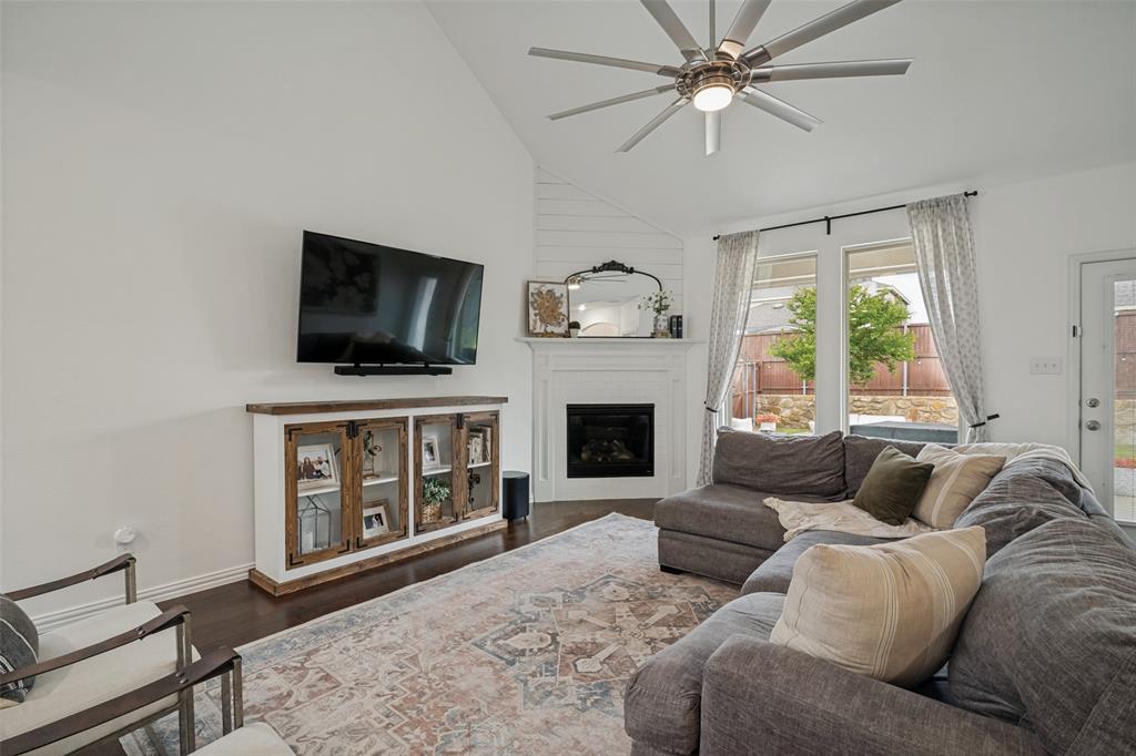 2062 Avondown Road Property Photo 12