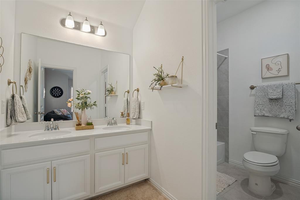 2062 Avondown Road Property Photo 25