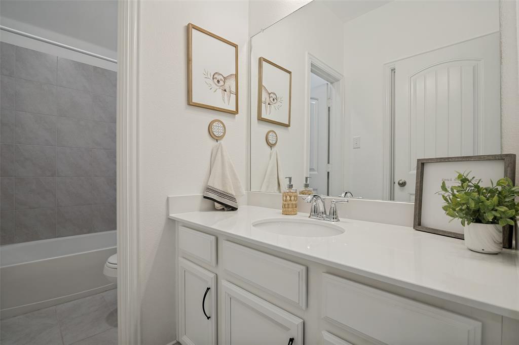 2062 Avondown Road Property Photo 29