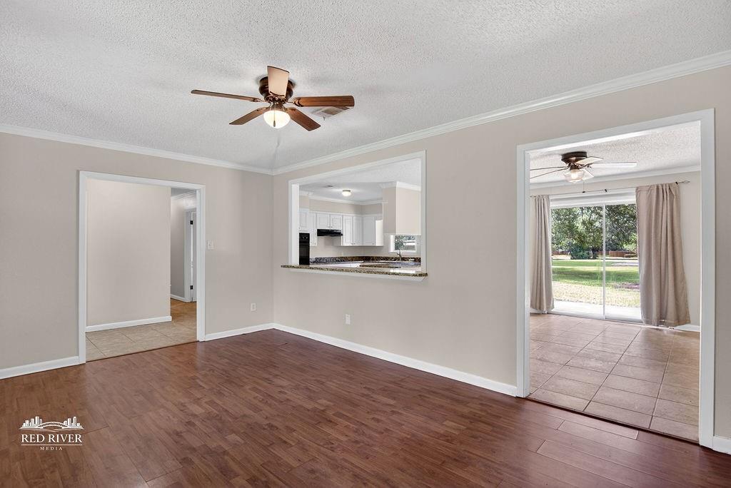 193 5th Avenue Property Photo 7