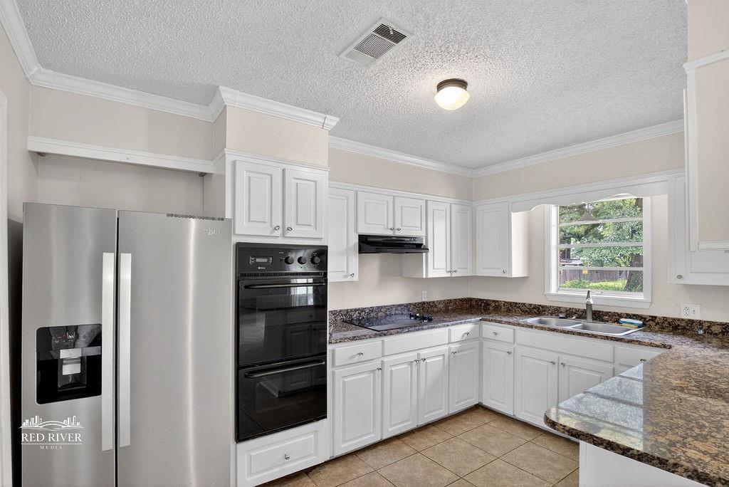 193 5th Avenue Property Photo 8