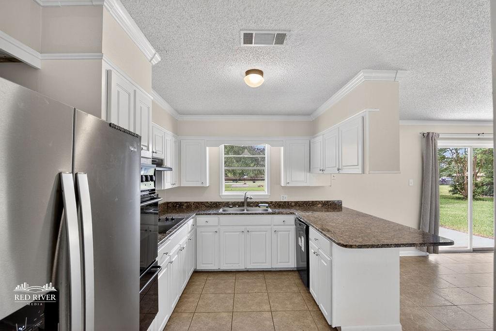 193 5th Avenue Property Photo 9
