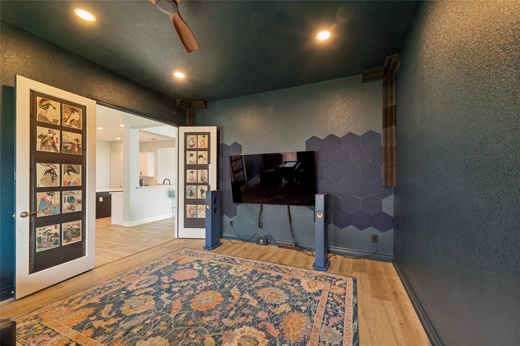 7013 Salmon Springs Drive Property Photo 22