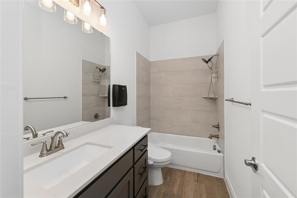 7013 Salmon Springs Drive Property Photo 33
