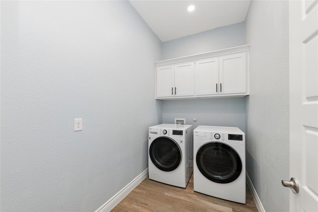 7013 Salmon Springs Drive Property Photo 37