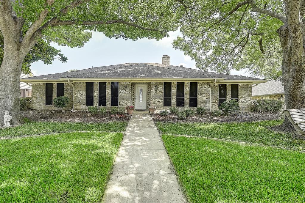 2225 Stone Creek Drive Property Photo 1