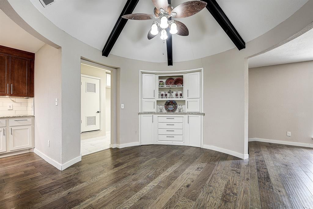2225 Stone Creek Drive Property Photo 24