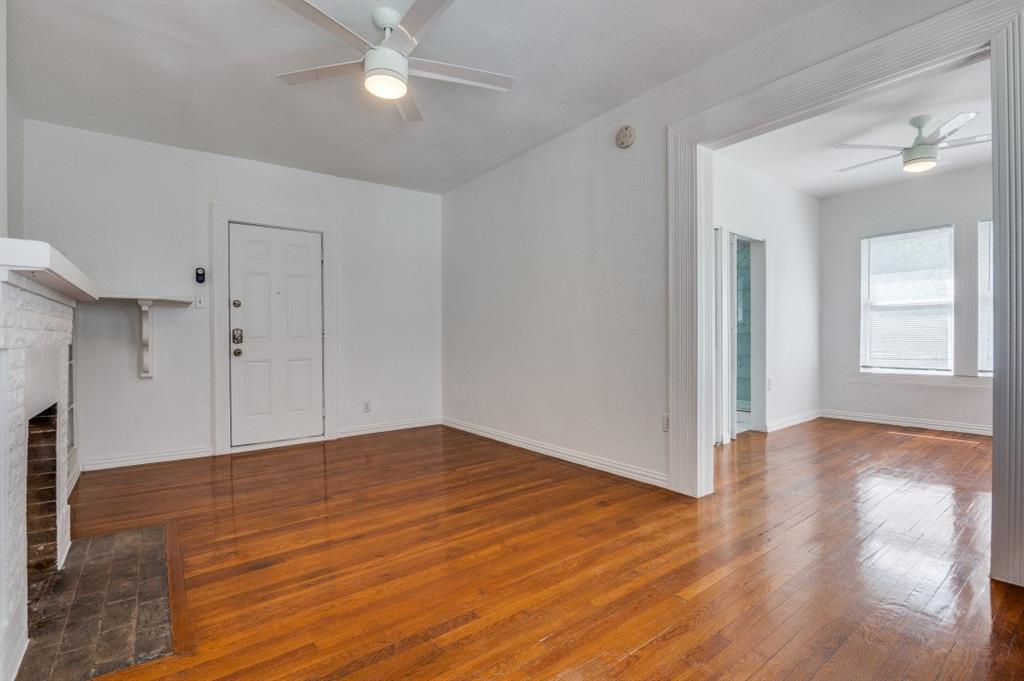 5211 Worth Street Property Photo 3