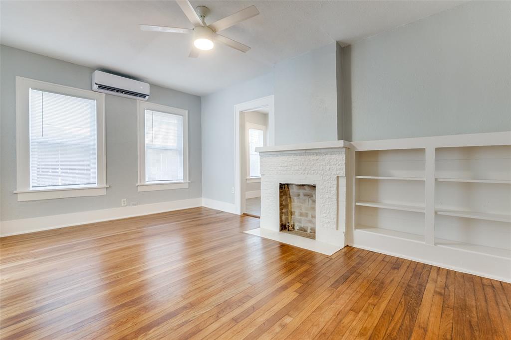 5211 Worth Street Property Photo 5