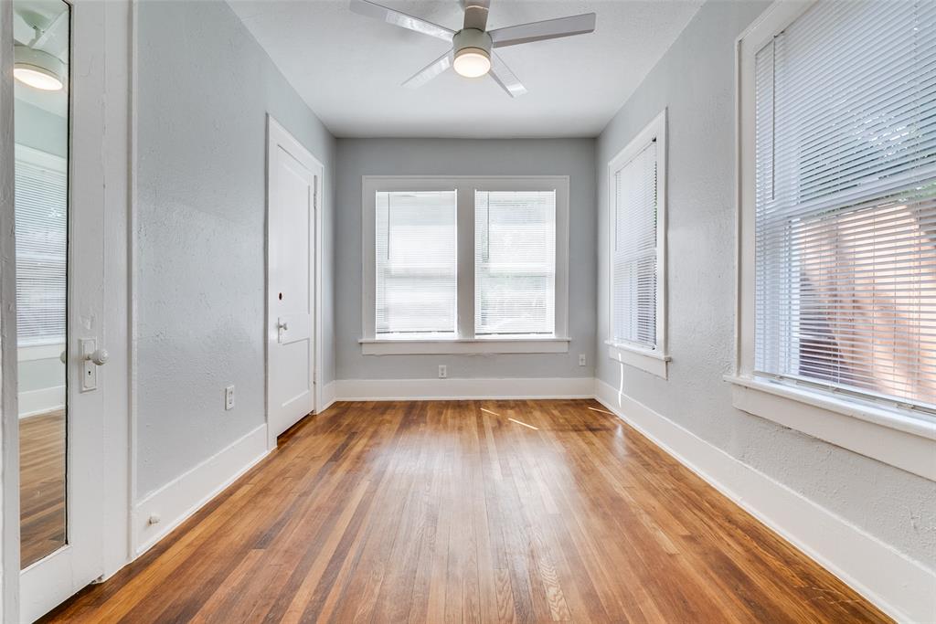 5211 Worth Street Property Photo 12