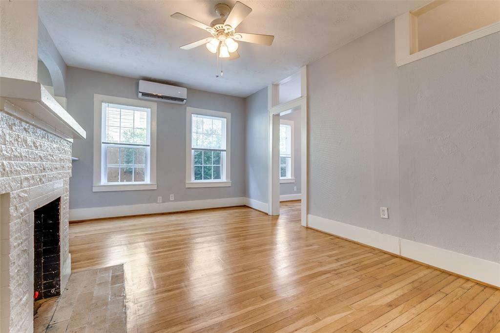 5211 Worth Street Property Photo 19
