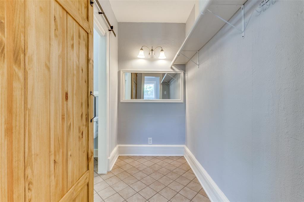 5211 Worth Street Property Photo 25