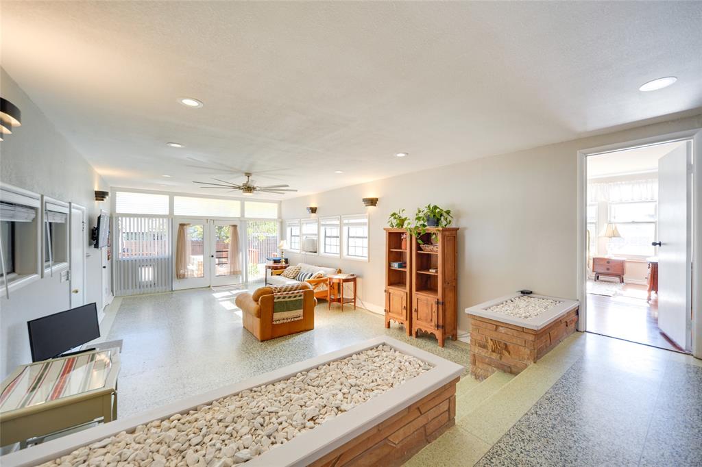 1801 Pine Property Photo 2
