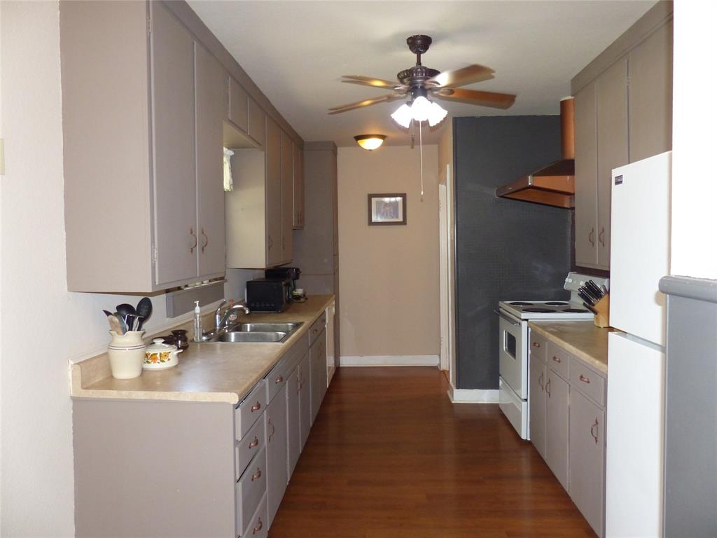 1801 Pine Property Photo 17