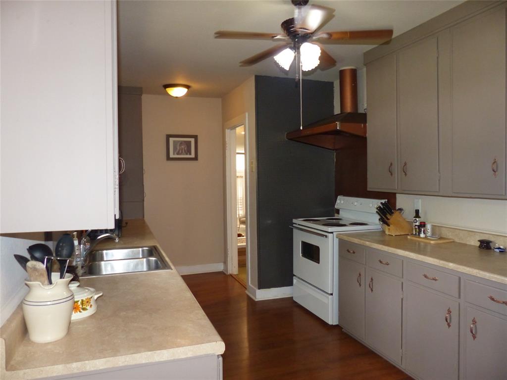 1801 Pine Property Photo 18