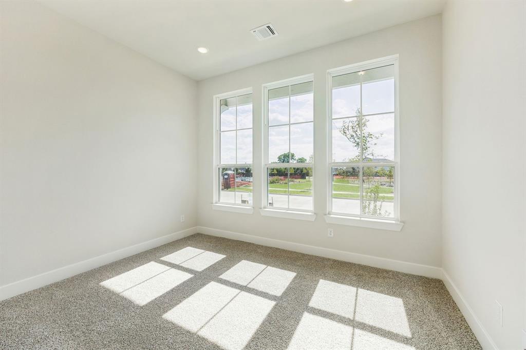 15661 Abelia Bloom Street Property Photo 14