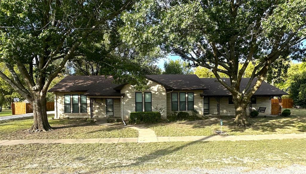 604 Harrel Avenue Property Photo 1