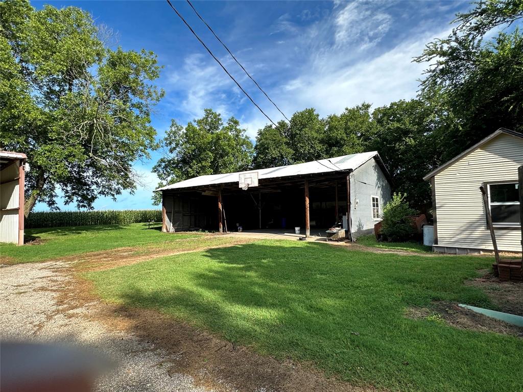 604 Harrel Avenue Property Photo 8