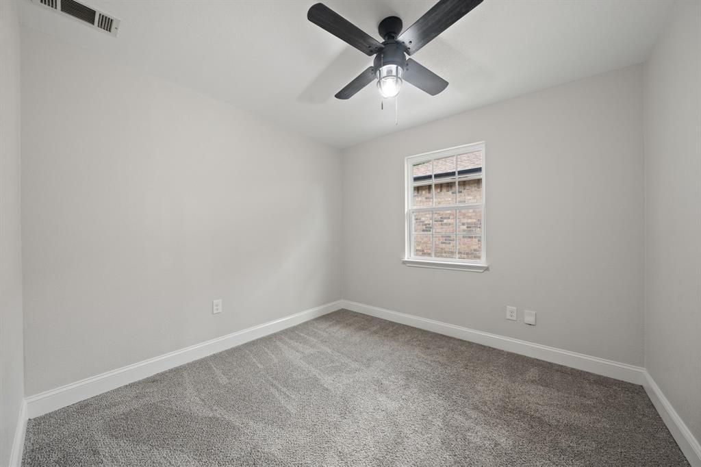 310 Valley Spring Drive Property Photo 21