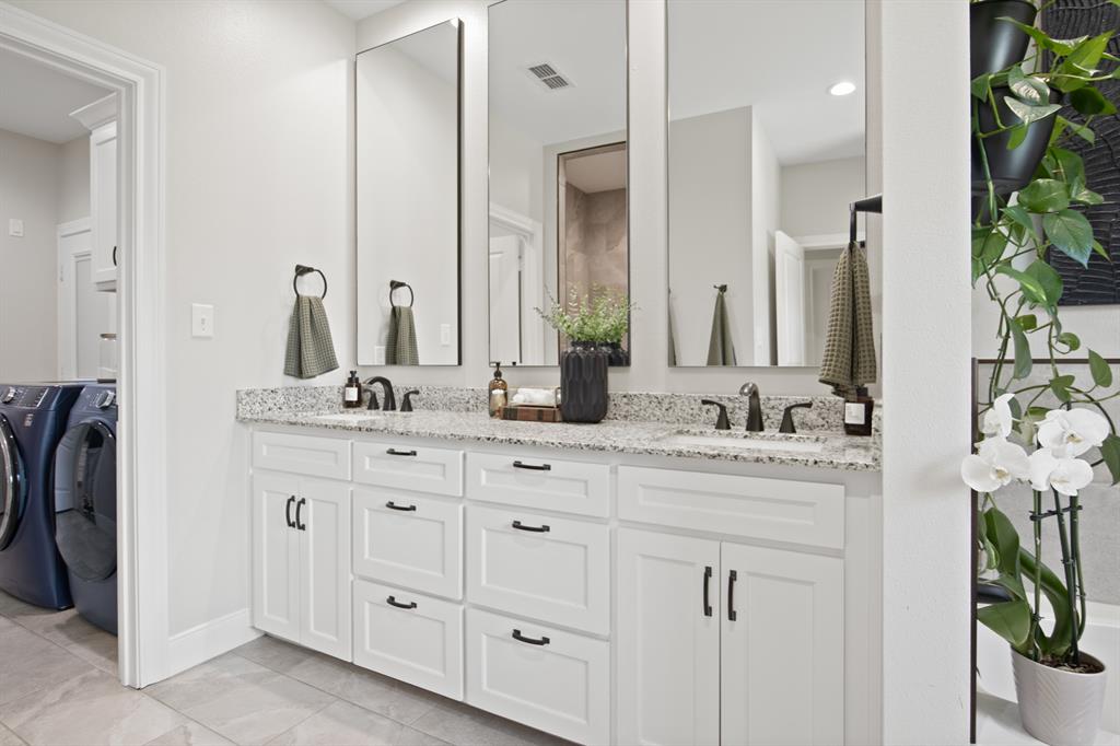 2729 Stone Briar Property Photo 19