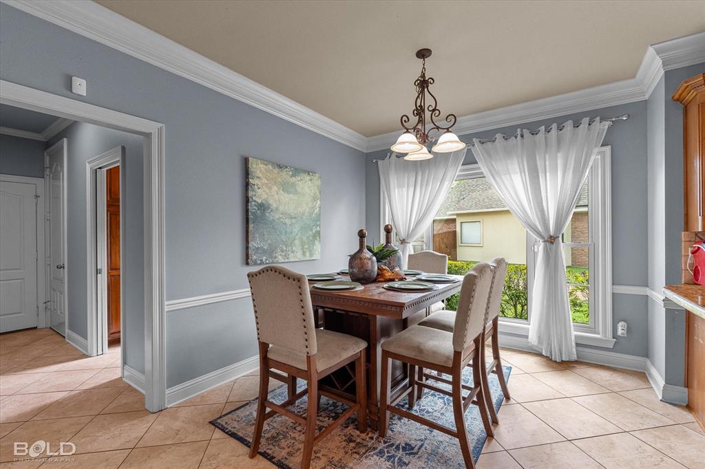 125 Horseguards Avenue Property Photo 19