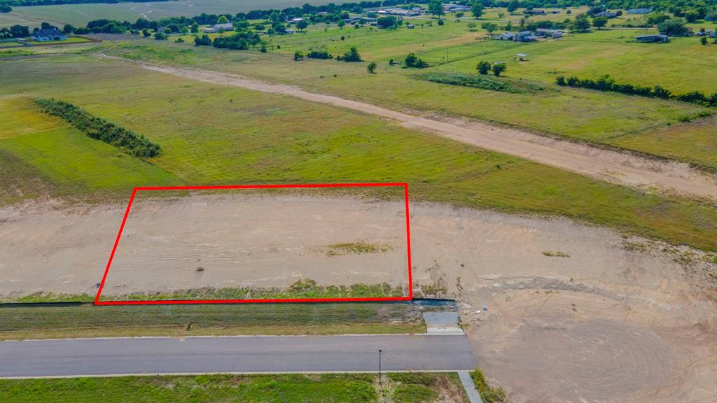 200 Lakeside Landing Property Photo 1