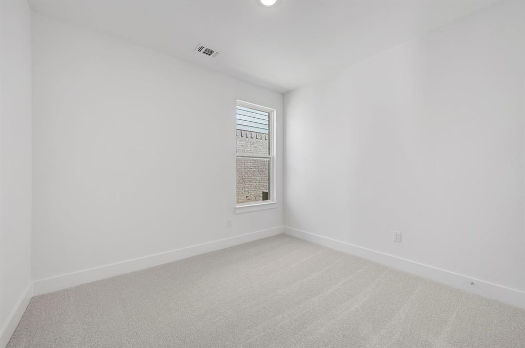 1728 Nesting Robin Lane Property Photo 18