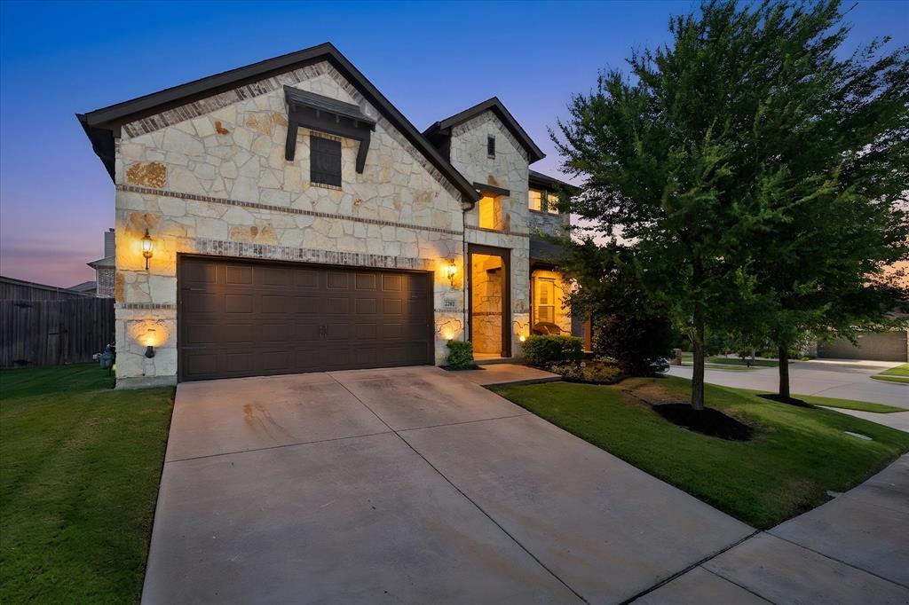 2202 Blue Harbor Way Property Photo 1