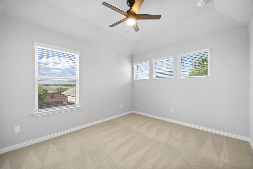 2202 Blue Harbor Way Property Photo 25