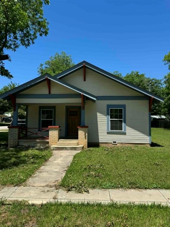 230 Sw Live Oak Property Photo 1