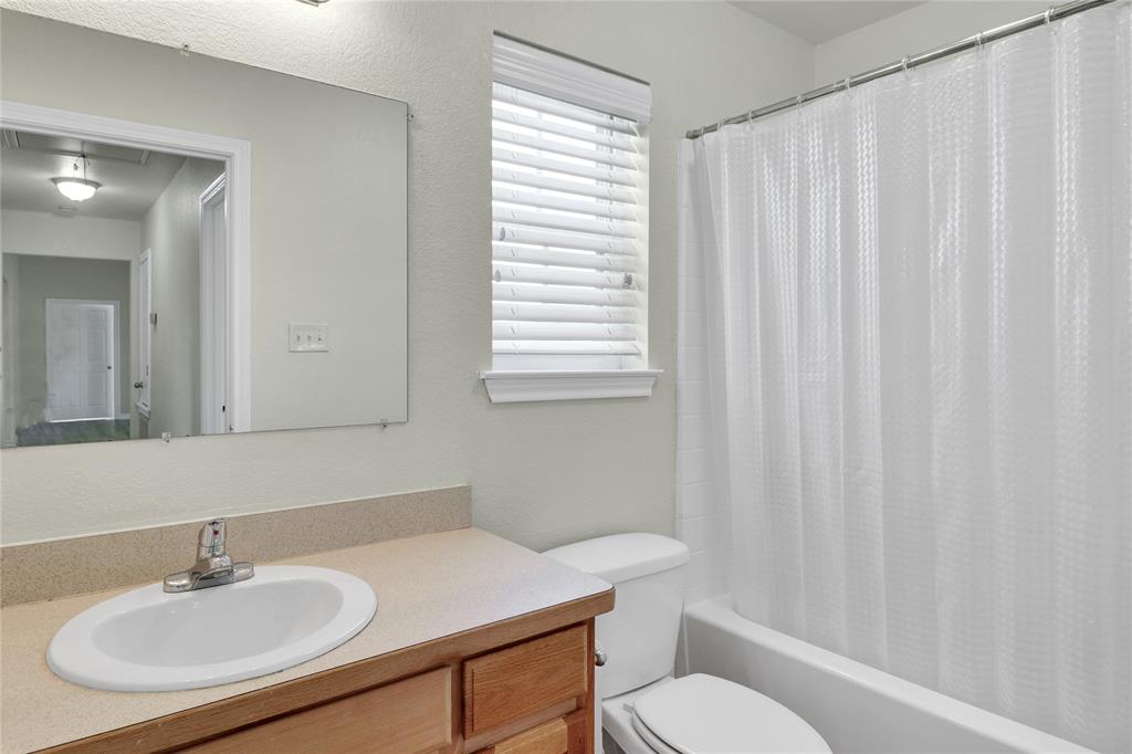 1633 Fm-3136 Property Photo 5