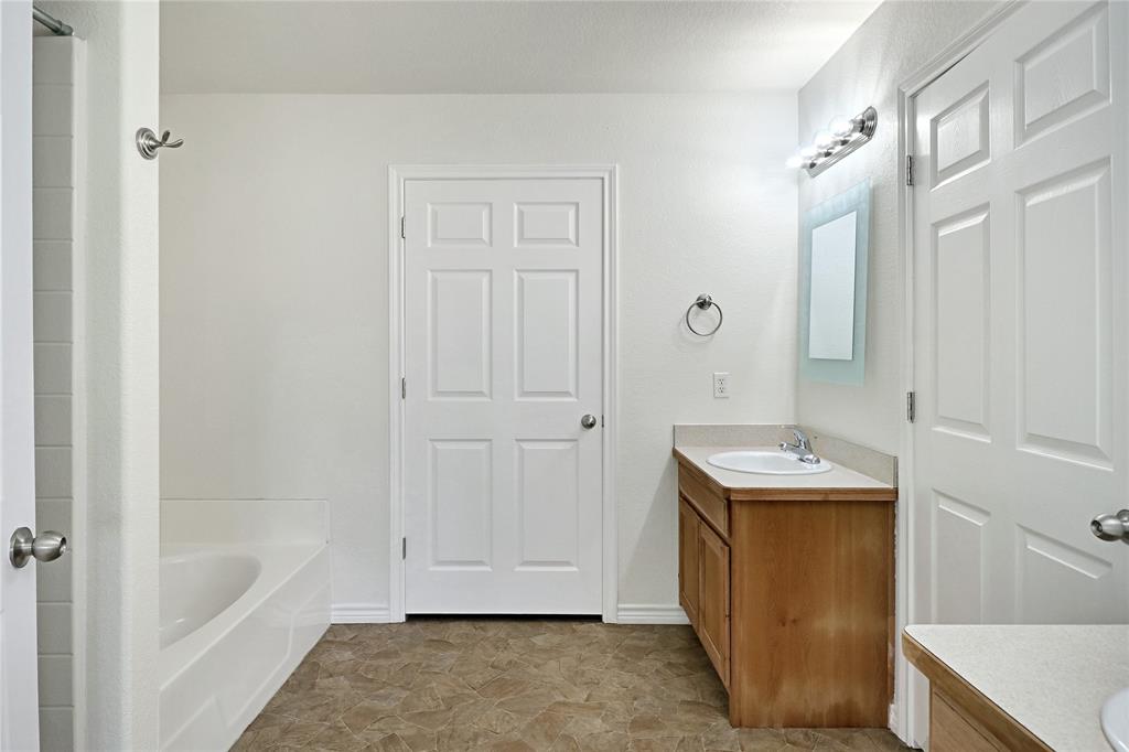 1633 Fm-3136 Property Photo 16